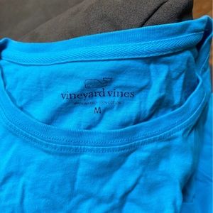 Vineyard Vines medium long sleeved T-shirt